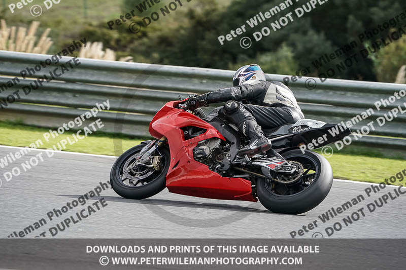 estoril;event digital images;motorbikes;no limits;peter wileman photography;portugal;trackday;trackday digital images